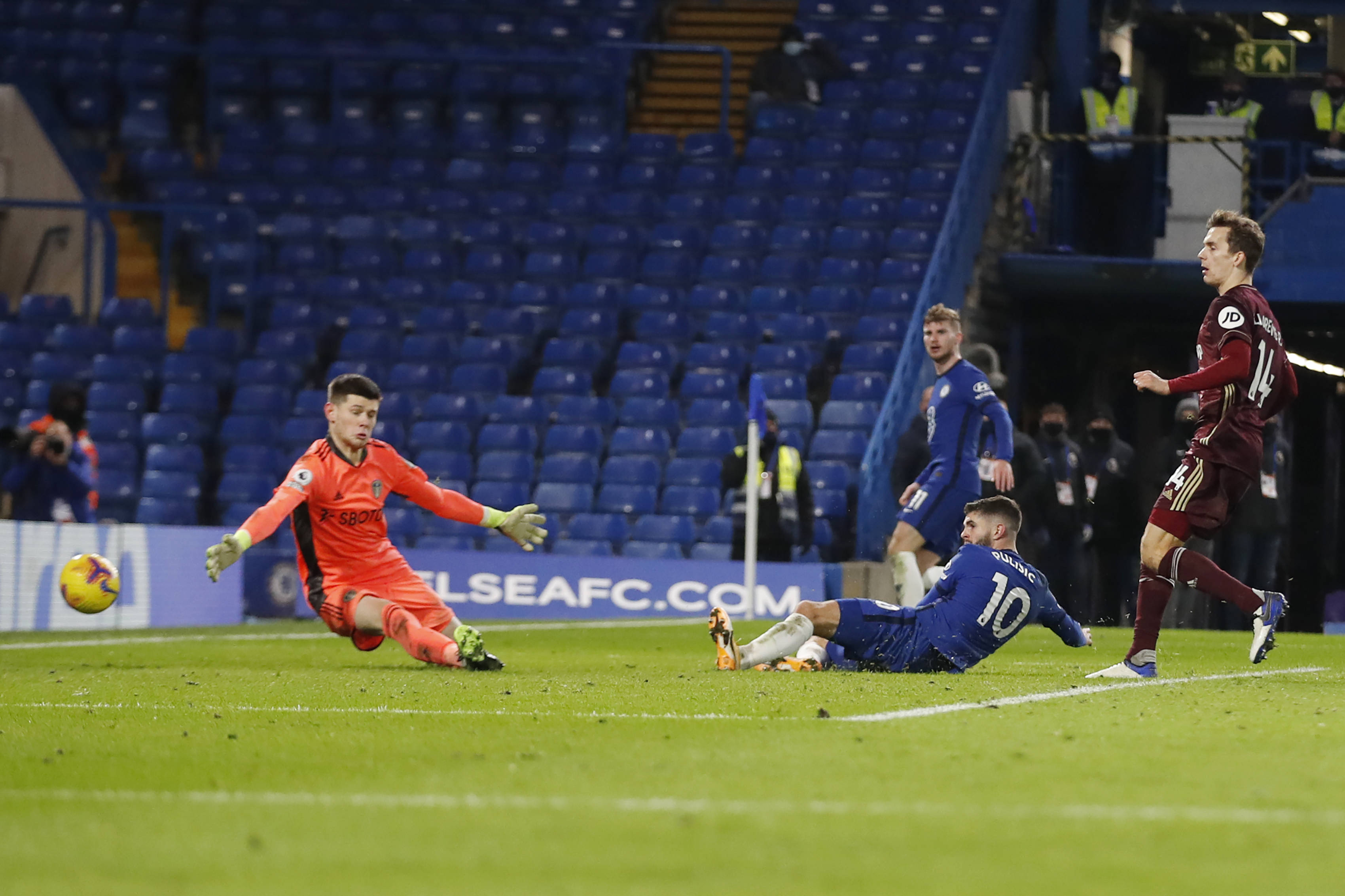 诉你未来属 诉你未来属